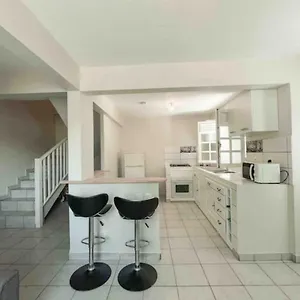 Aumis 2mr Holiday home