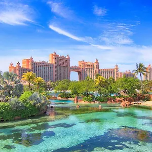 The Royal At Atlantis **** Creek Village