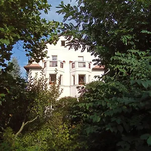 Gasthuis Baron Schoeneck Tsjechië