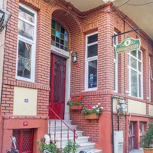 Otel Tulip House